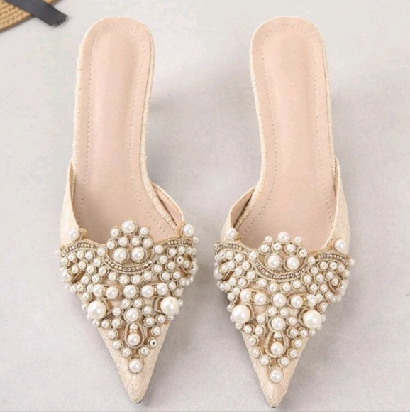Women's off white Fashionable Pearl And Rhinestone Decoration Mules - Picture 4 of 5